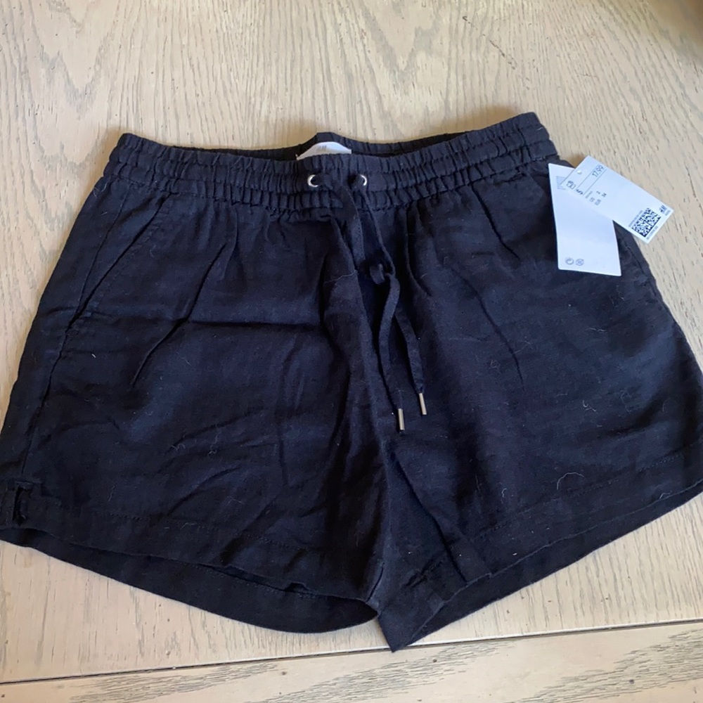 Linen shorts